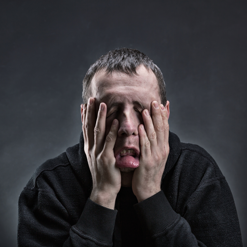 homemirritadocomasmaosnorosto